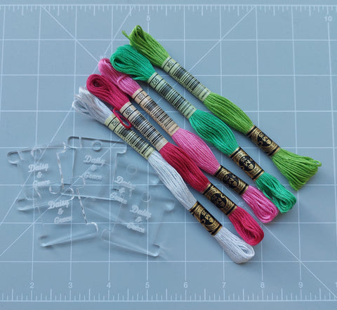 Modern Christmas Embroidery floss Set + 5 Daisy & Grace Floss bobbins